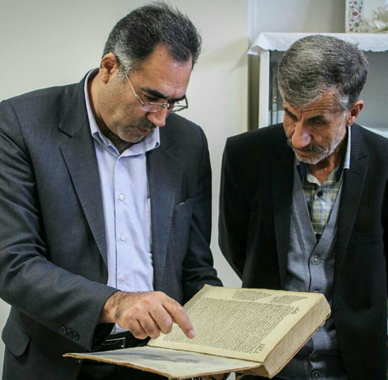 محمودی: شهرداری پاسخگو باشد که چرا نیم درصد سهم کتابخانه پرداخت نمی کند